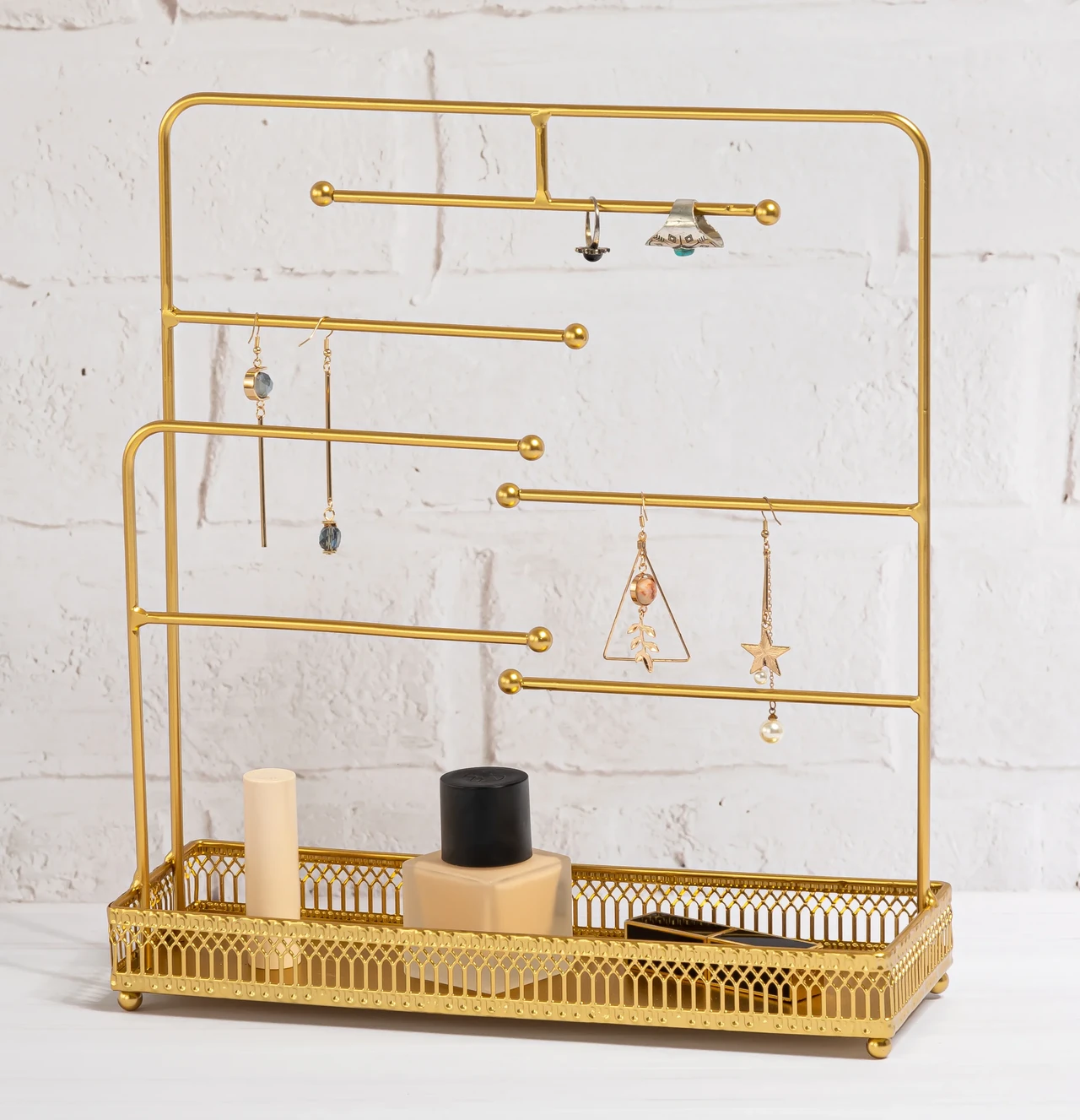 Gold Metal Jewelry Organizer Stand