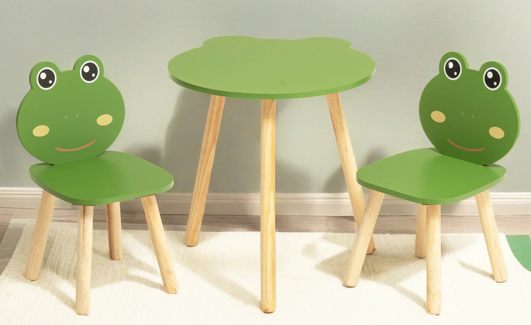 Frog head shape children's table and chair set