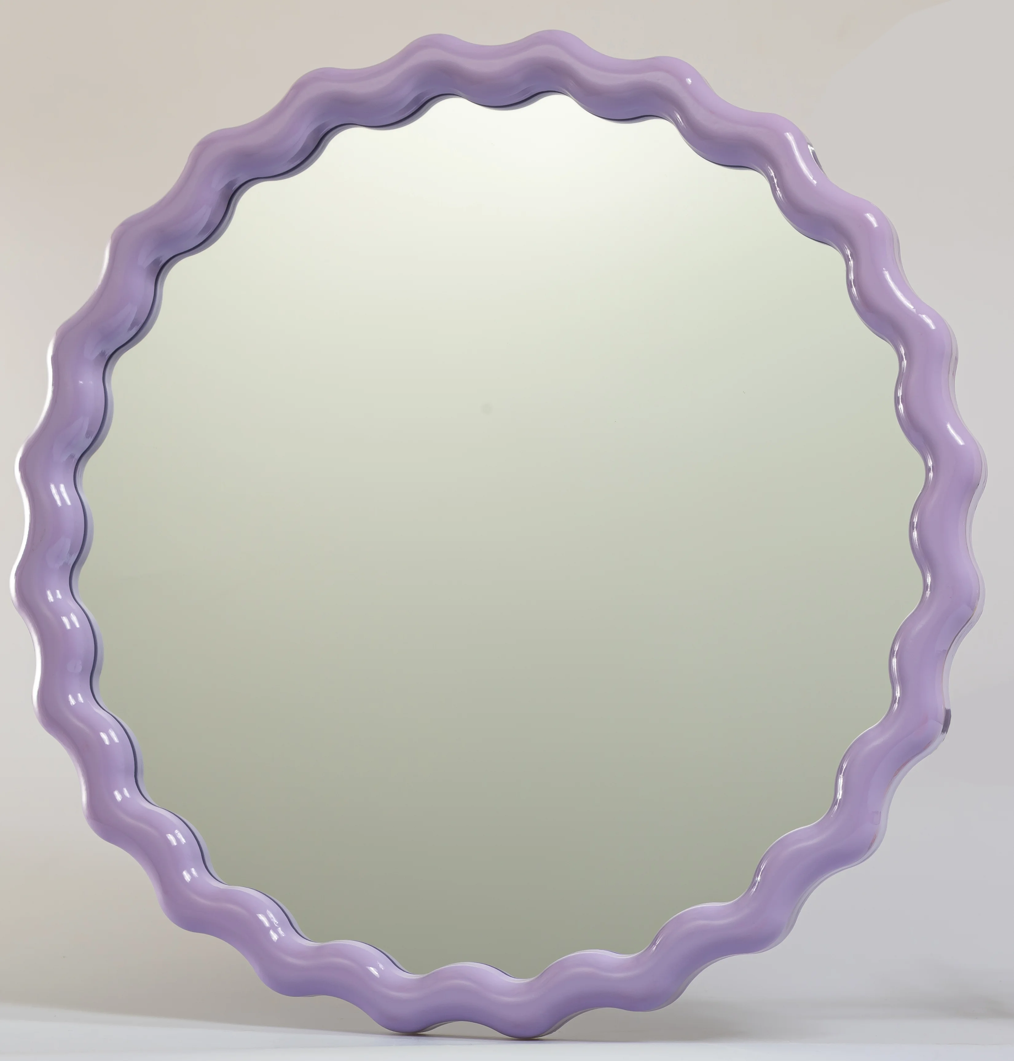 Round Wavy Frame Wall Mirror