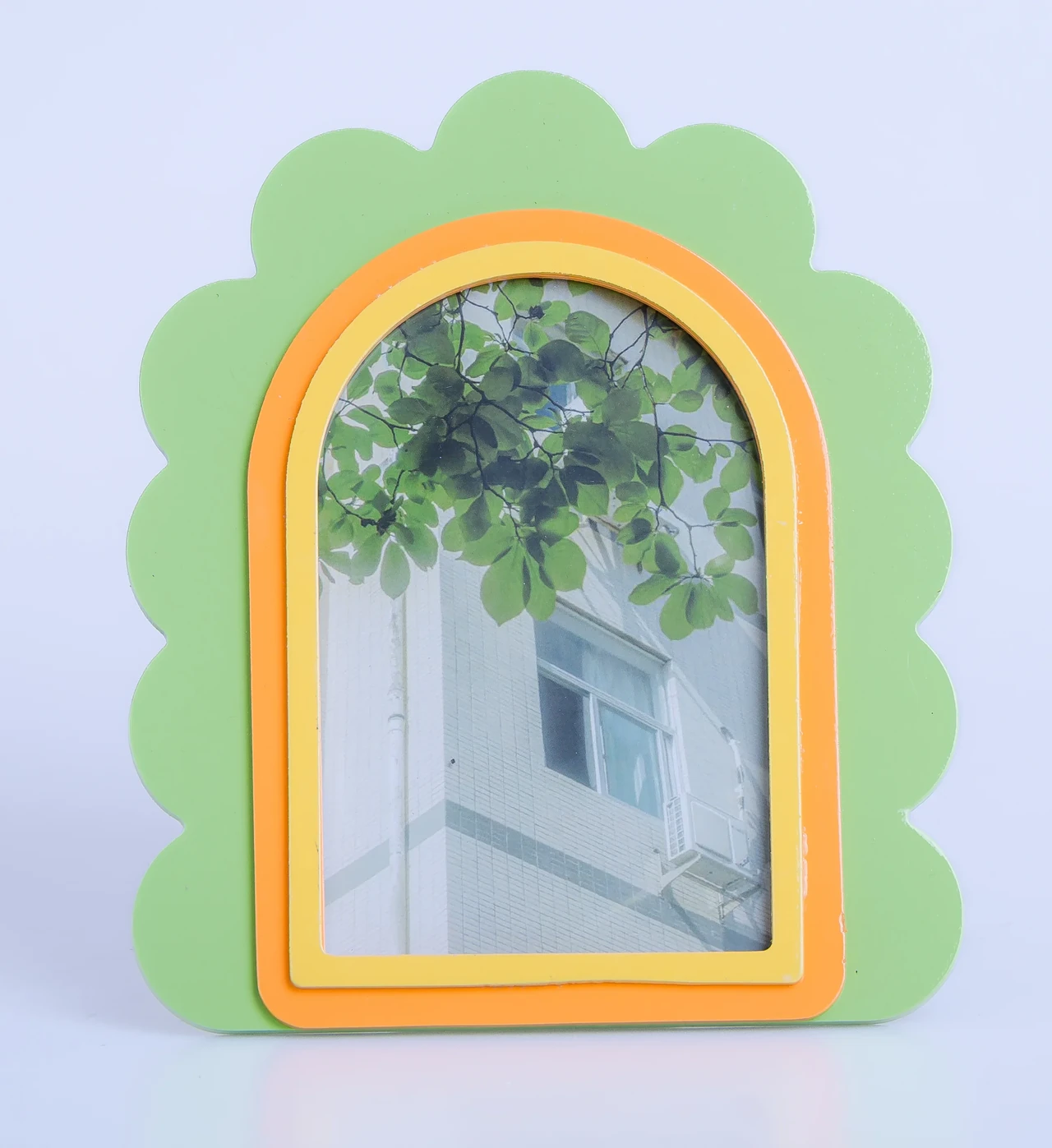 Small Decorative Scalloped Photo Frame