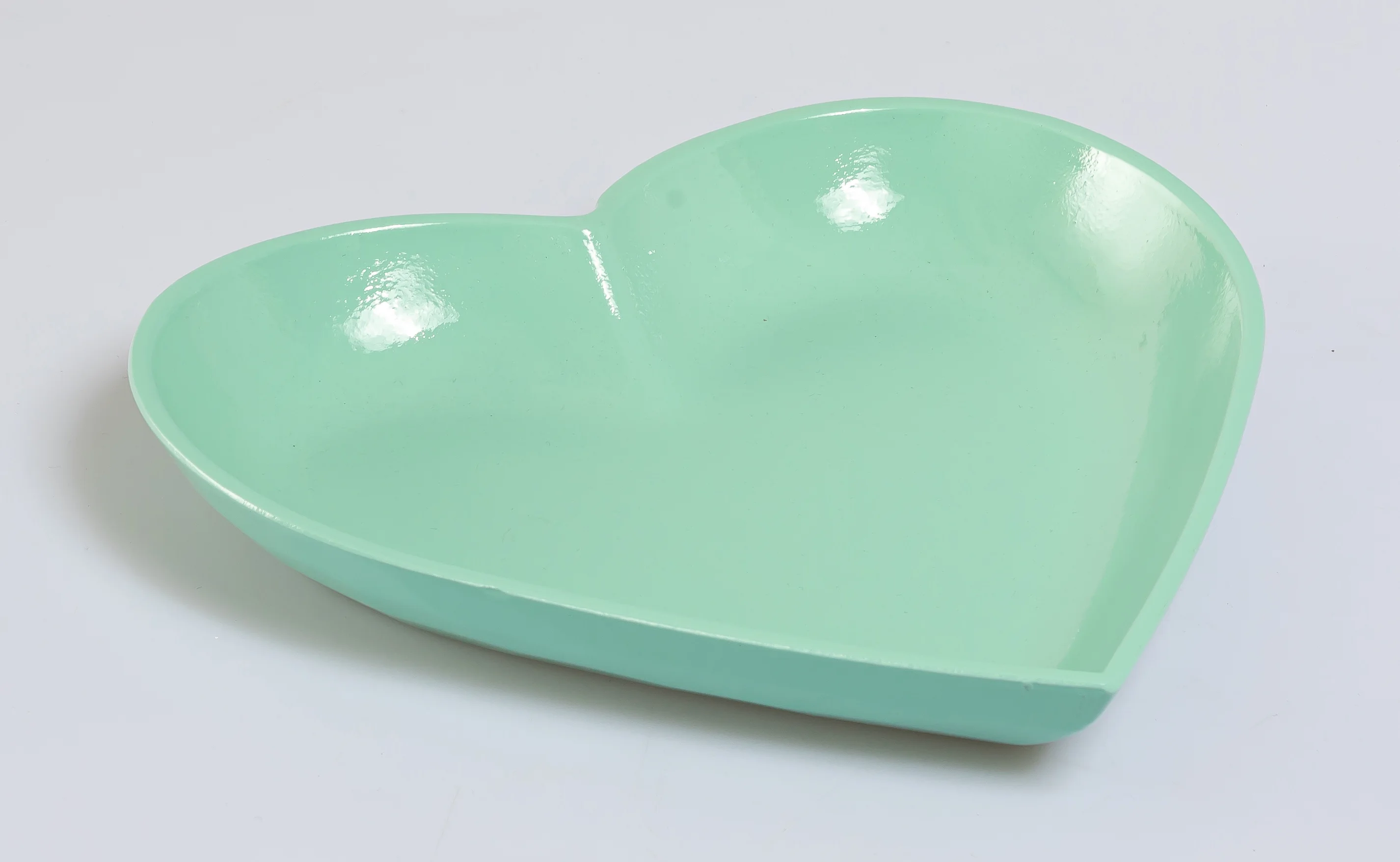 Heart-shaped serving dish