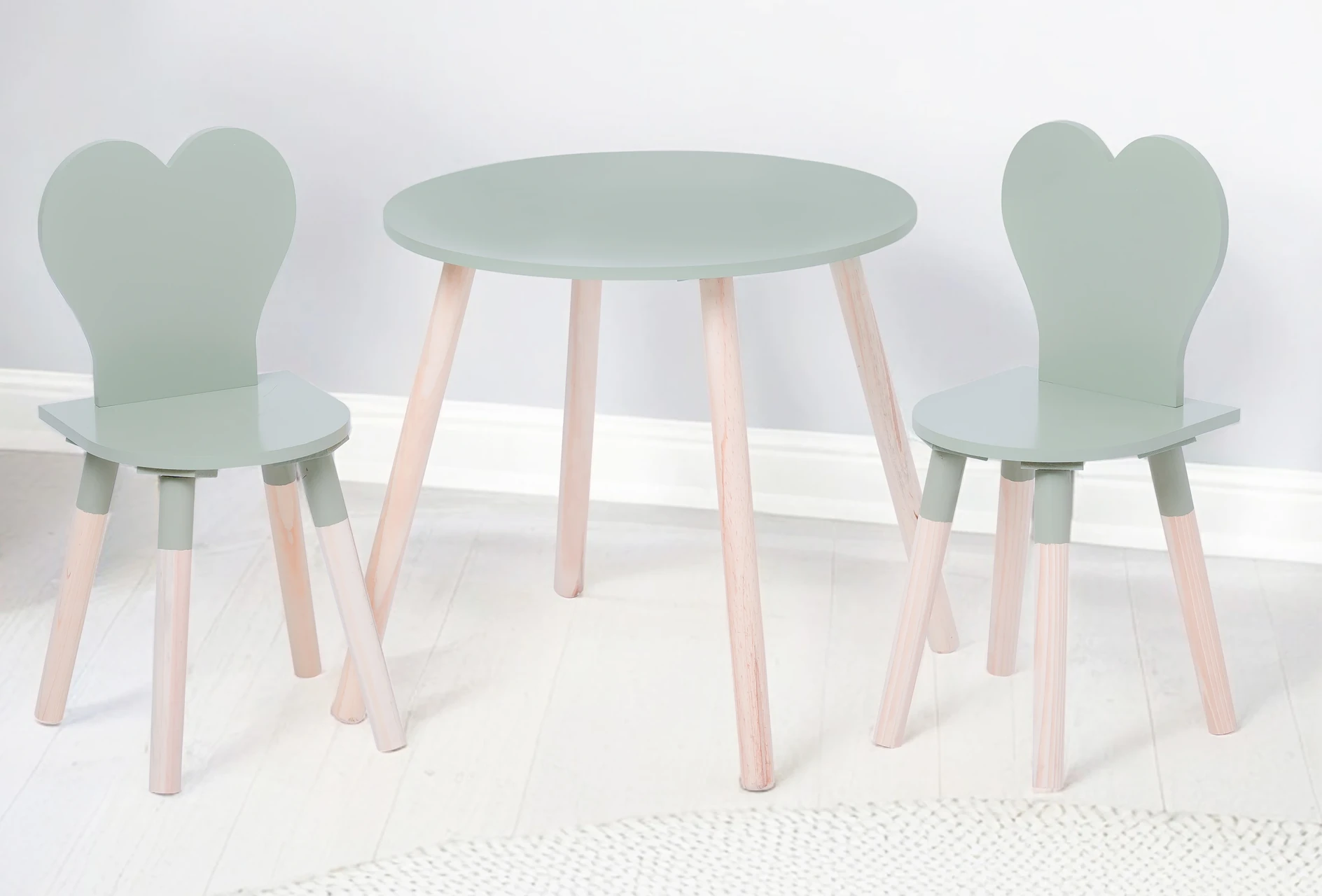 Children's Heart Back Wooden Table and Chair Set